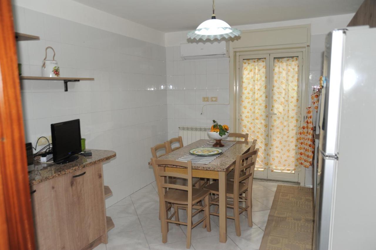 Casa Vacanze Il Nespolo CTA Exteriör bild